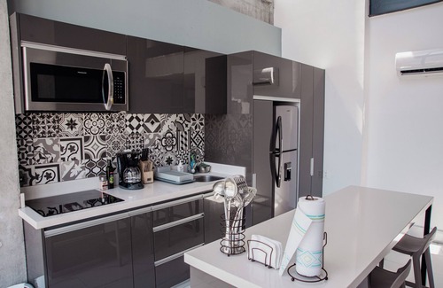 Monterrey Centro Apartment | Brand New Two Levels with Landmark Cerro La Silla Views