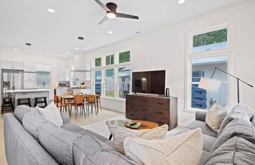 Black Mountain House | Brand New! Upscale home with 4 bedrooms, firepit, hot tub and game room