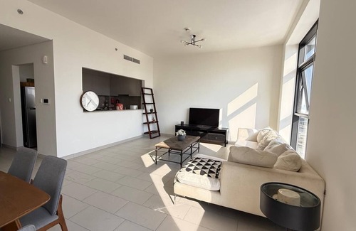 Jadaf House | BrandNew,1200sqf,luxuryfurniture,downtown dubai, see fireworks from your bed
