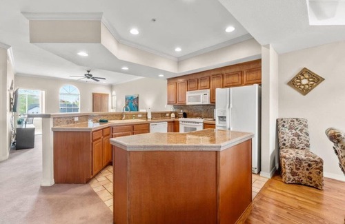 Branson Condo | Branson Condo at Thousand Hills Walkin with Elevator Golf Front and close to 76