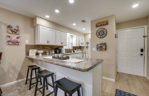 Branson Condo | Branson Condo on Golf Course w/Pool Access!