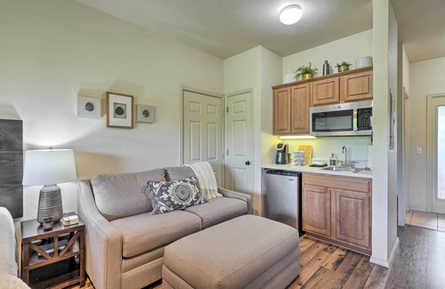Branson West Condo | Branson West Getaway less than 5 minutes from Silver Dollar City