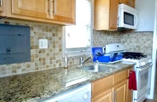 North Beach Haven Apartment | Brant Beach Ocean side Dog friendly