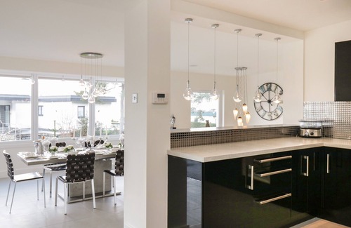 Bowness-on-Windermere House | BRANTLEA, pet friendly, with hot tub in Bowness-On-Windermere