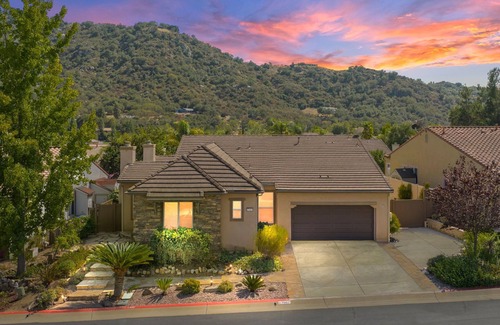 Woods Valley House | Brasswood Glen - Casino