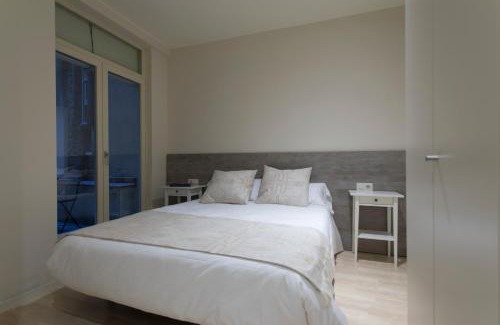 Old Town Apartment | Bravissimo Cort Reial-2B