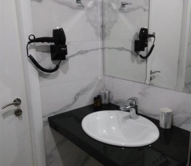 Himare Apartment | Brb rooms