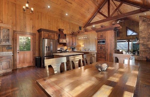 Foxfire Estates Cabin | Breakaway Ridge - Mountain Tops