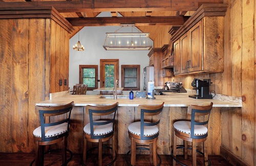 Foxfire Estates Cabin | Breakaway Ridge - Mountain Tops