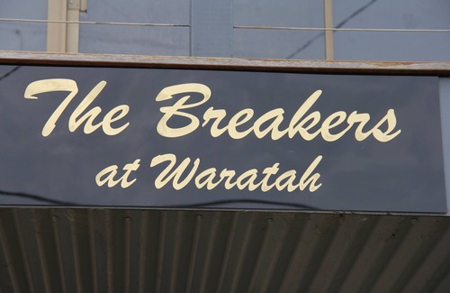 Waratah House | Breakers at Waratah