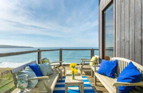 Dillon Beach House | Breaking Waves! On the Bluff! AMAZING VIEWS! BBQ! Fast WiFi! Walk to Beach!