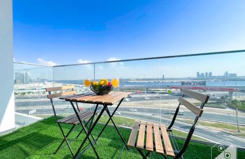 Jadaf Apartment | Breath taking Studio with Balcony & Stunning Views
