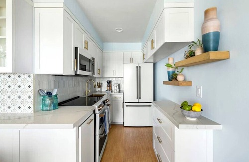 Eastern Malibu Condo | Breathe Malibu - Ocean Front Condo w/Beach Access