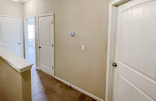 Stillwater Apartment | Breathtaking 2BD/2.5BA + Gym - Stillwater