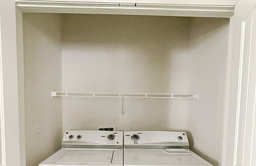 Stillwater Apartment | Breathtaking 2BD/2.5BA + Gym - Stillwater