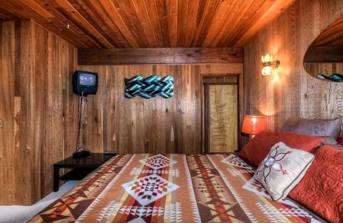 Otis House | Breathtaking Beach House with Fireplace and Gorgeous Sights in Otis, Oregon