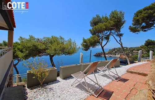 Ensues-la-Redonne Villa | Breathtaking! #Luxury villa on the water
