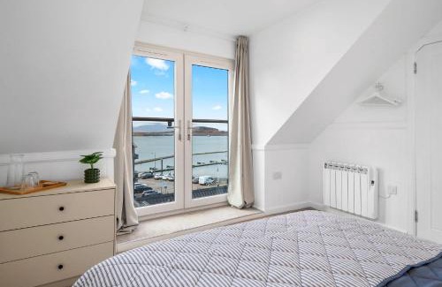 Oban Apartment | Breathtaking Sea Views - Luxury 2 BD Apt