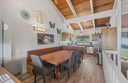 Mammoth Lakes Condo | Breathtaking View Mammoth Point #118