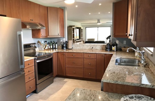 Golden Beach Condo | Breathtaking Views, Venice Island Gulf Front Condo, Green Clean.