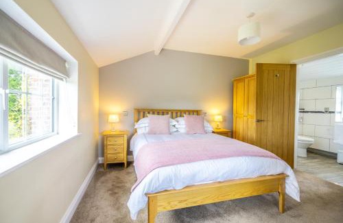 York House | Brecks Farm - Well Cottage