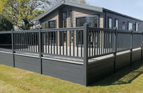 Pershore Resort | Bredon View
