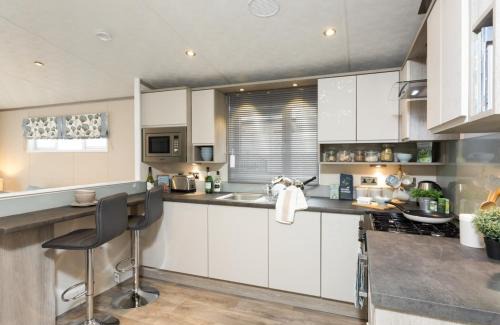 Pershore Resort | Bredon View