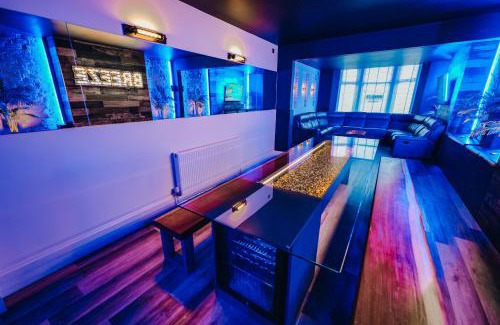 Blackpool Town Center Apartment | BREEZE BLACKPOOL LUXURY SUITES