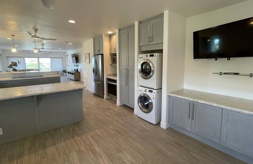 Kailua House | Breezy Beachfront, Ocean-View Paradise