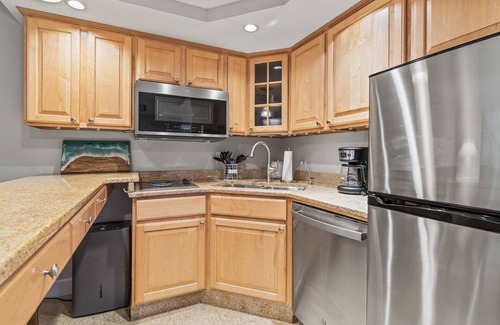 Hatteras Condo | Breezy Livin' - 1 Bedroom Near Beach with Pool Access!