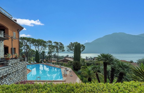 Azzano Apartment | Brentano Elegante, Tremezzina (Mezzegra), Italy