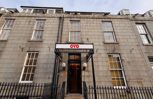 Central Aberdeen Apartment | Brentwood City Centre Room Stay