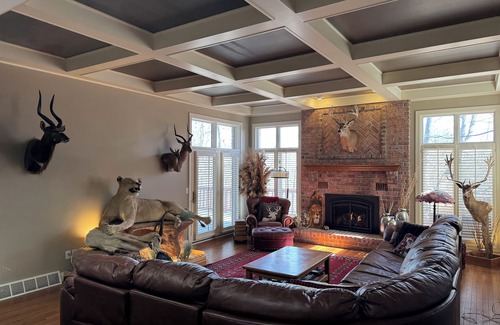 Green Bay House | Brett Favre's legendary Packer home with 6-bedrooms 7-baths in Green Bay.