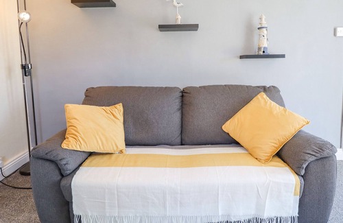 Wainfleet All Saints House | BREWSTER HOUSE, romantic, with a garden in Wainfleet All Saints