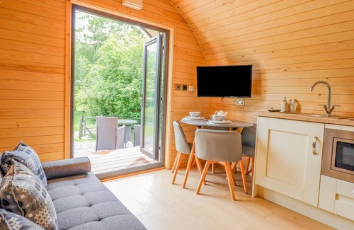 Dolgellau Cottage | BRIALLEN, pet friendly, character holiday cottage in Dolgellau