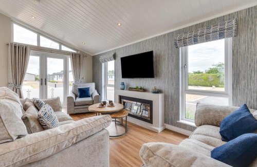 Burnham Market House | Briargate 35