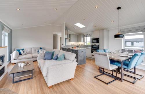 Burnham Market House | Briargate 38