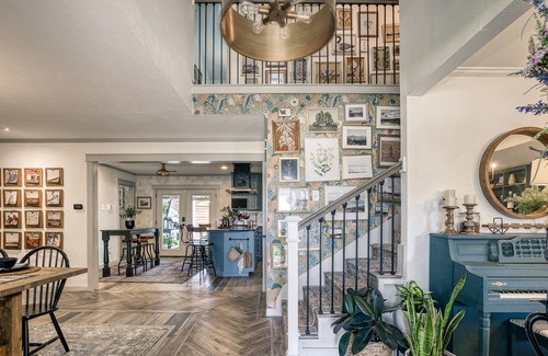 Lake Highlands House | Briarhurst Cottage - Central Dallas Home with Pool