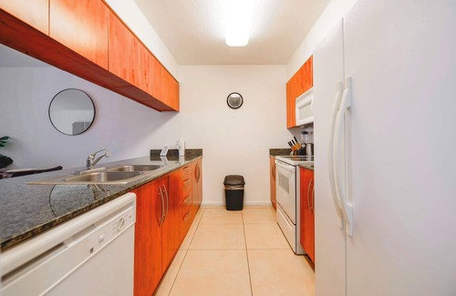 Brickell Apartment | Brickell Comfort with Style