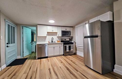 Bristol Apartment | Brickhaven Studio, 1880's Detached Kitchen turned Studio!