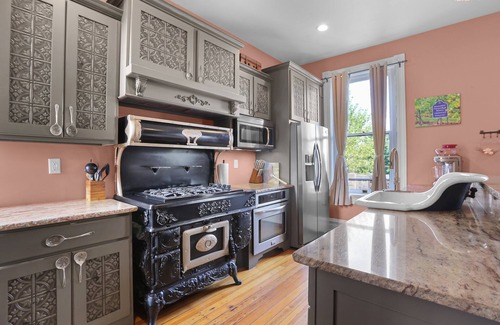 Washington House | Brickhouse of Washington