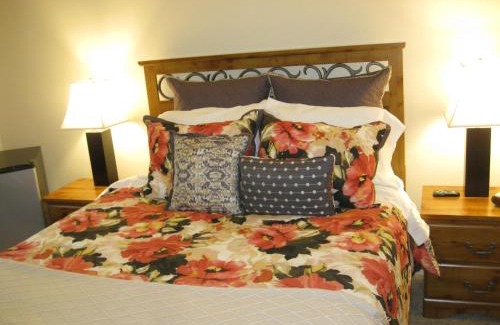 Ouray Bed & Breakfast | Bridal Veil Bed and Breakfast