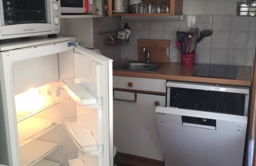 Brides-les-Bains Apartment | Brides les Bains Studio 28m² luminous great comfort with private PARKING