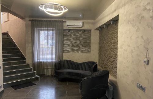 Kharkiv Hotel | Bridge