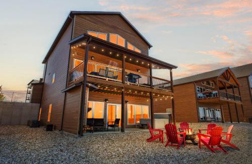 Kimberling City House | Bridge View Boat House at Table Rock Lake