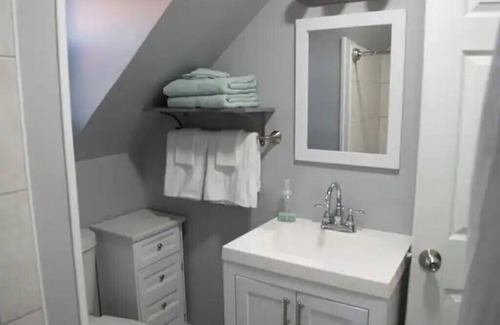 Bridgeport Apartment | Bridgeport cozy home