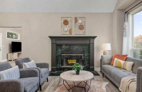 Bridlemile House | Bridlemile Cottage