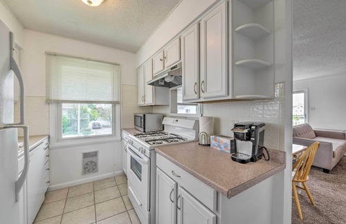 Southend Condo | Brigantine Condo w/Gas Grill - Walk to Beach!