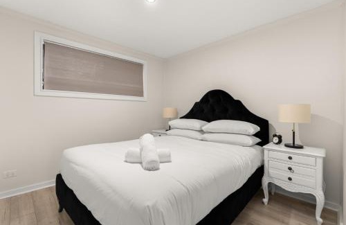 Bomaderry Apartment | Bright 1-Bed Apartment with Garden Views