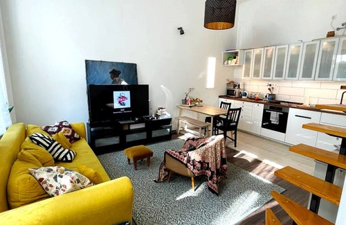Csarnok negyed Apartment | Bright 1-bedroom apartment in Central Budapest
